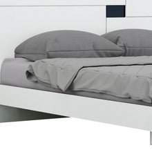 Load image into Gallery viewer, Solid Wood King White Bed