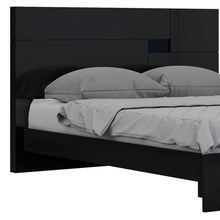 Load image into Gallery viewer, Solid Wood King Black Bed