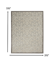 Load image into Gallery viewer, 3&#39; X 4&#39; Gray And Ivory Floral Indoor Outdoor Area Rug