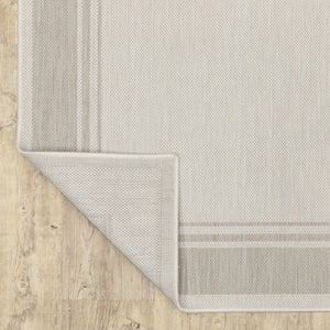 5' x 7' Gray and Ivory Indoor Outdoor Area Rug
