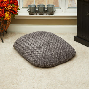 Gray 3" x 4" Lux Faux Fur Oval Pet Bed