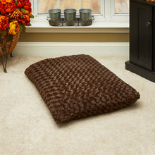 Load image into Gallery viewer, Brown 2&quot; x 3&quot; Lux Faux Fur Rectangle Pet Bed